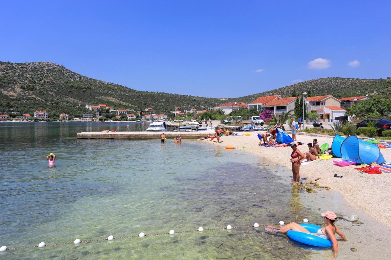 Seaside Holiday House Poljica, Trogir - 5161 玛里纳 外观 照片