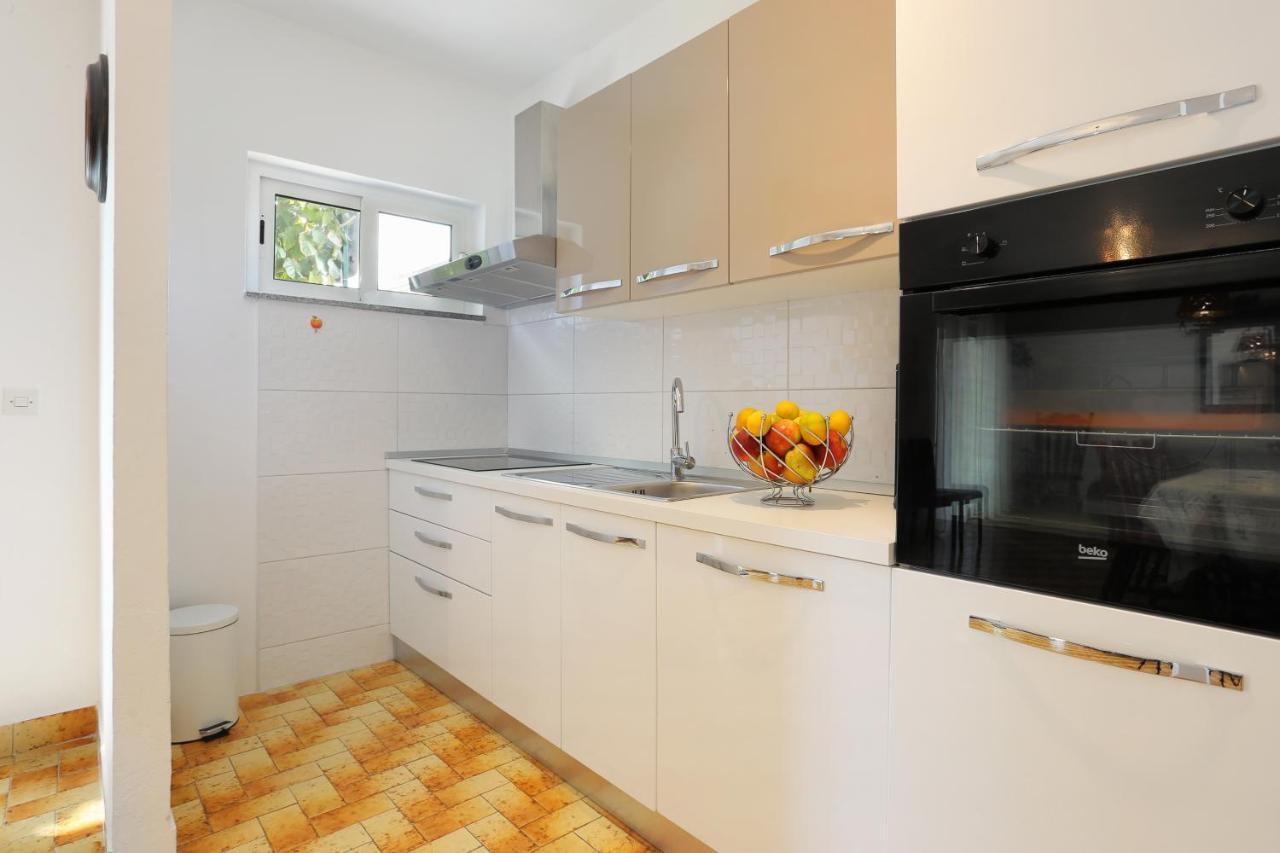 Seaside Holiday House Poljica, Trogir - 5161 玛里纳 外观 照片